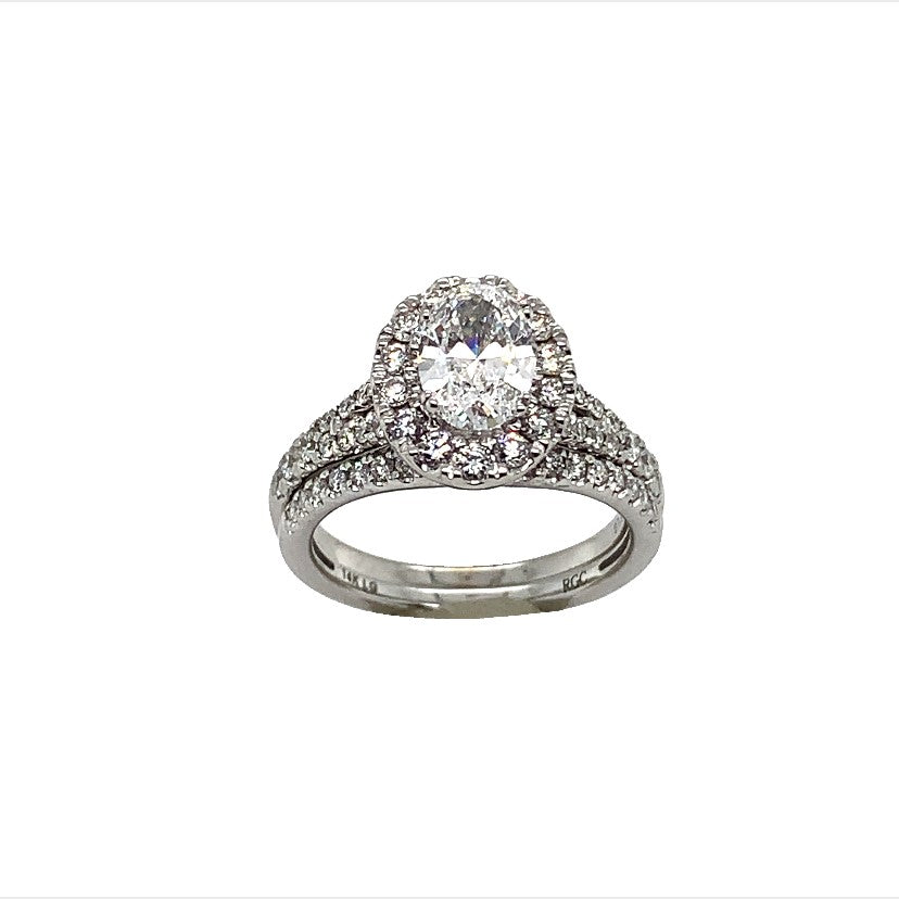 Pure grown diamond wedding set