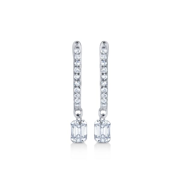 Lab grown diamond earring
