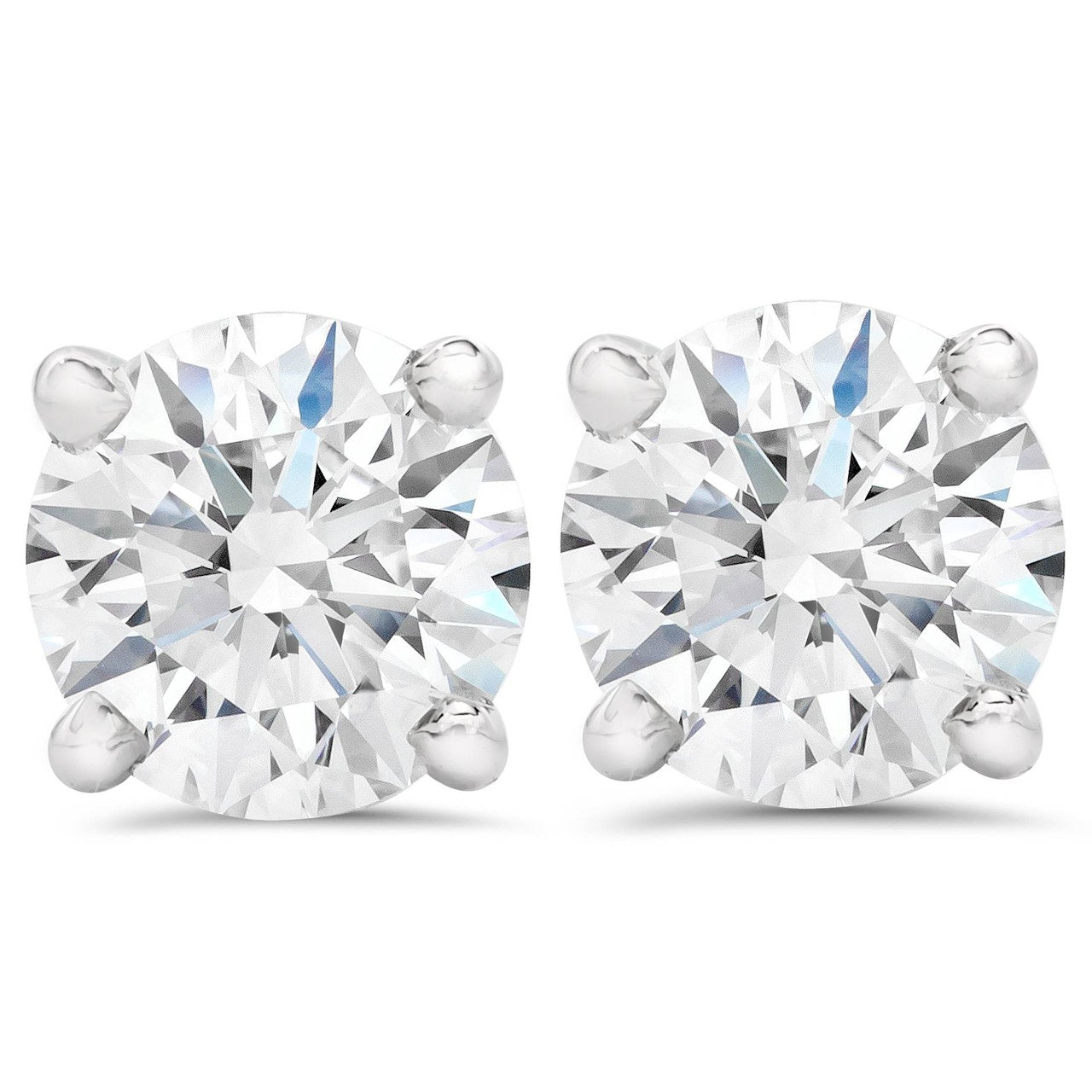 Lab grown diamond earring